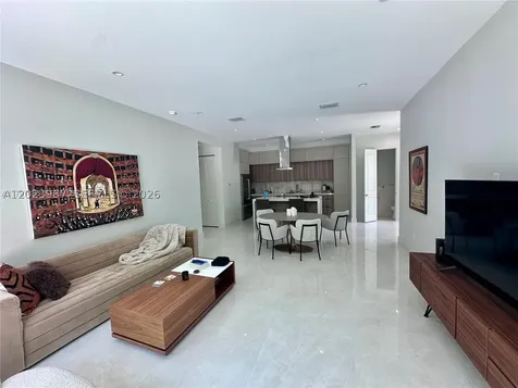 8410 SW 65 Avenue South Miami FL 33143