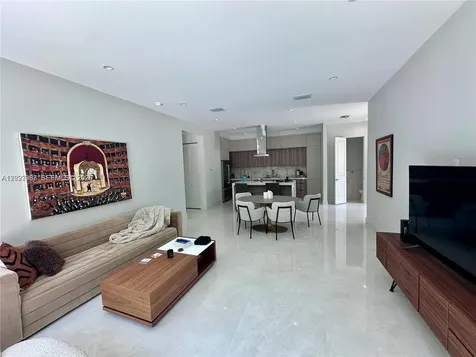 8410 SW 65 Avenue South Miami FL 33143