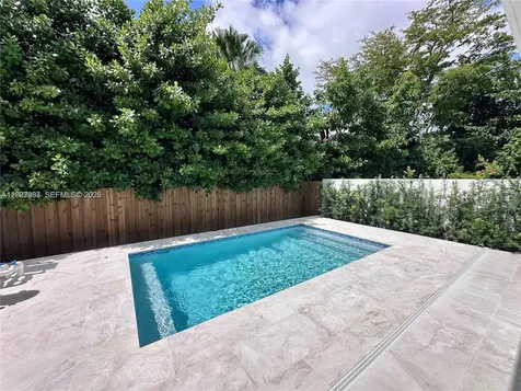 8410 SW 65 Avenue South Miami FL 33143