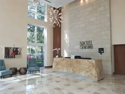 31 SE 5th Street Miami FL 33131