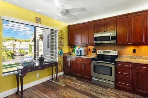 5519 Fairway Park Drive Boynton Beach FL 33437