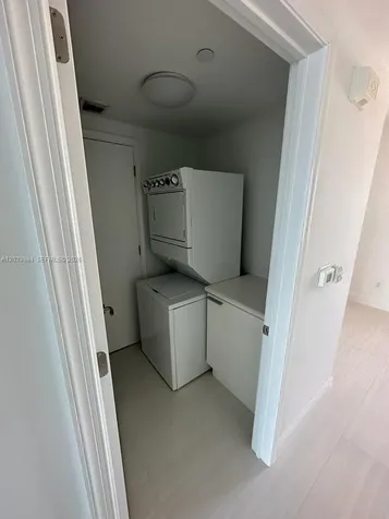 2650 Lake Shore Drive Riviera Beach FL 33404