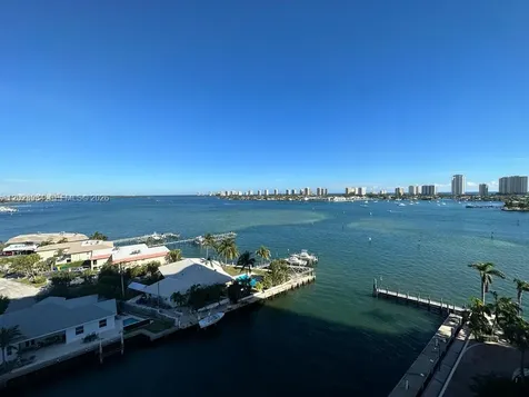 2650 Lake Shore Drive Riviera Beach FL 33404
