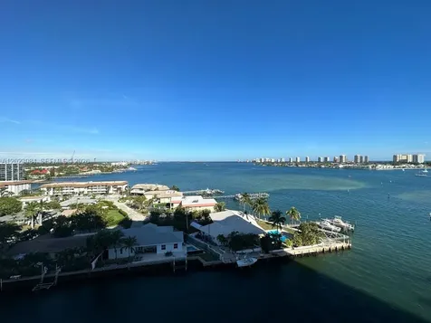 2650 Lake Shore Drive Riviera Beach FL 33404
