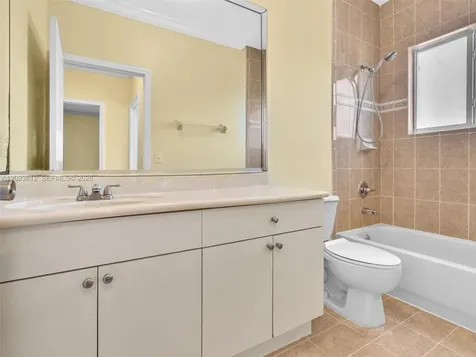 2864 SW 138th Path Miami FL 33175