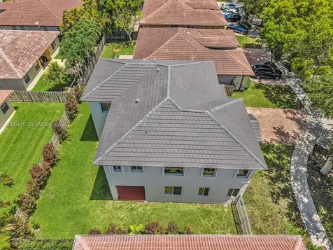2864 SW 138th Path Miami FL 33175