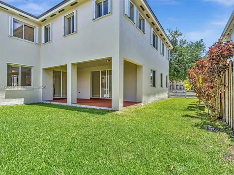 2864 SW 138th Path Miami FL 33175
