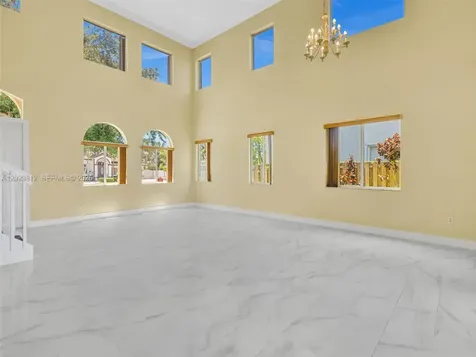 2864 SW 138th Path Miami FL 33175