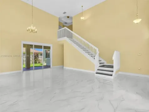 2864 SW 138th Path Miami FL 33175