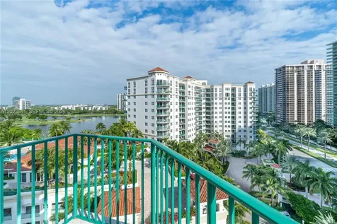 19900 E Country Club Drive Aventura FL 33180