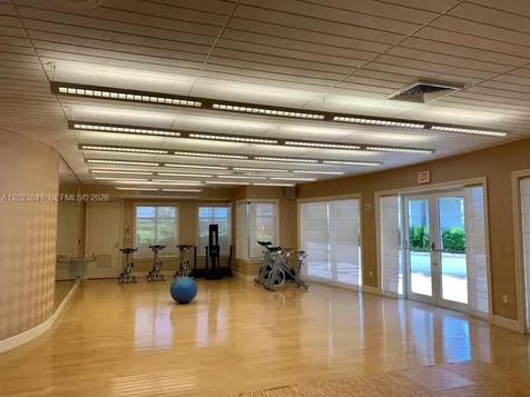 19900 E Country Club Drive Aventura FL 33180