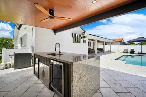 13023 SW 6th Street Miami FL 33184