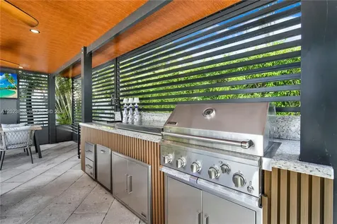 13023 SW 6th Street Miami FL 33184