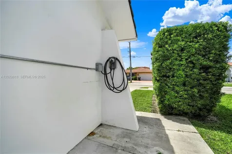 13023 SW 6th Street Miami FL 33184