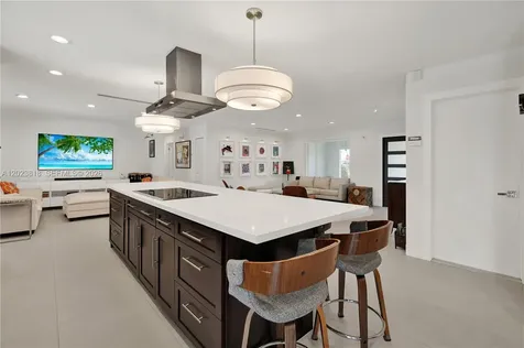 13023 SW 6th Street Miami FL 33184