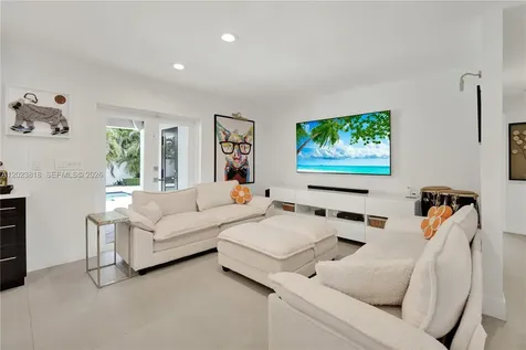 13023 SW 6th Street Miami FL 33184