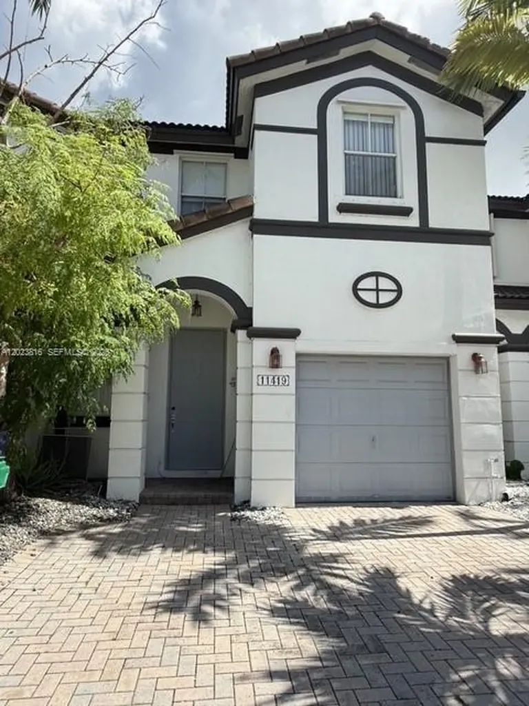11419 NW 76th Terrace Doral FL 33178