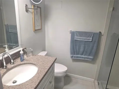 5161 Collins Avenue Miami Beach FL 33140