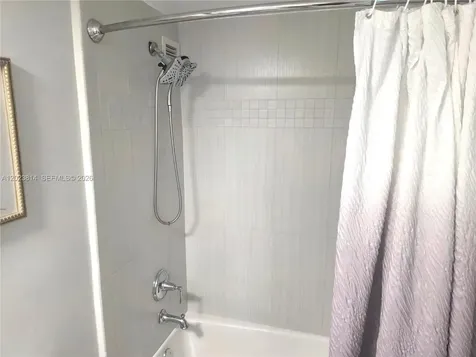 5161 Collins Avenue Miami Beach FL 33140