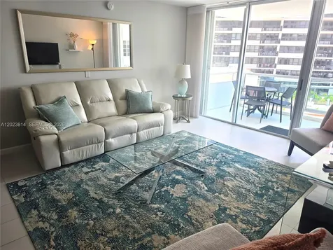 5161 Collins Avenue Miami Beach FL 33140
