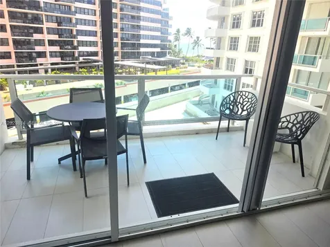 5161 Collins Avenue Miami Beach FL 33140