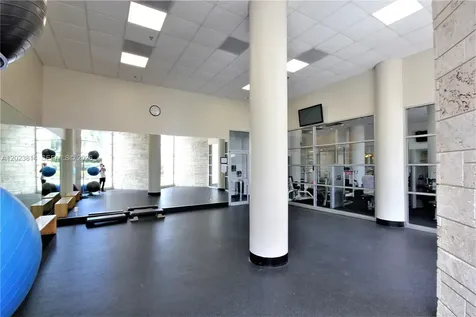 5161 Collins Avenue Miami Beach FL 33140