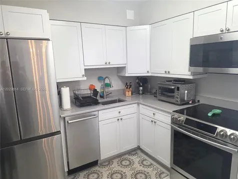 5161 Collins Avenue Miami Beach FL 33140
