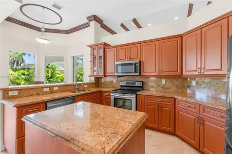 2665 NW 100th Avenue Doral FL 33172