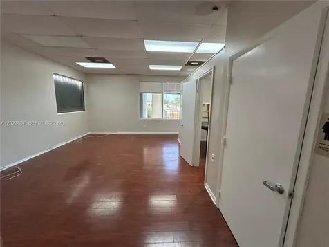 5580 W 16th Avenue Hialeah FL 33012