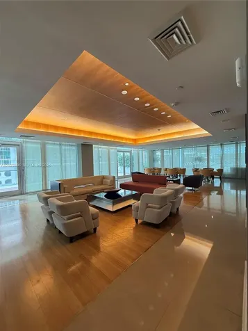 55 SE 6th Street Miami FL 33131