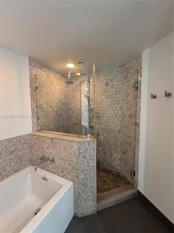 55 SE 6th Street Miami FL 33131