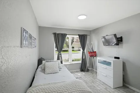 2181 NW 162nd Terrace Pembroke Pines FL 33028