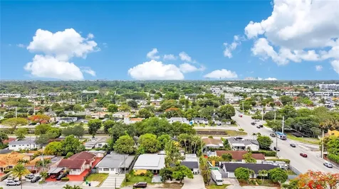 6566 SW 35th Street Miami FL 33155