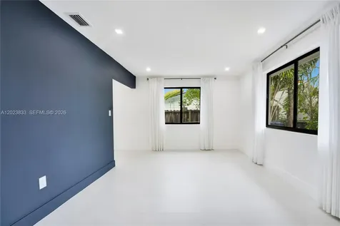 6566 SW 35th Street Miami FL 33155