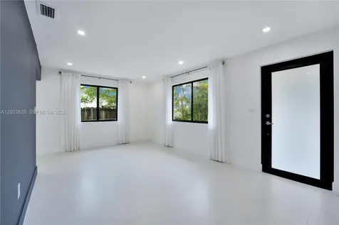 6566 SW 35th Street Miami FL 33155