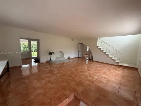 6312 Alton Road Miami Beach FL 33141