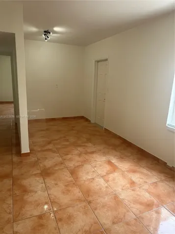 6312 Alton Road Miami Beach FL 33141