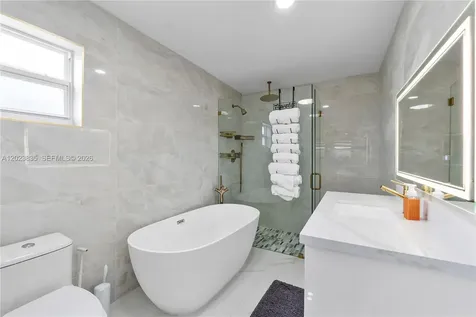 6241 SW 16th Street Plantation FL 33317