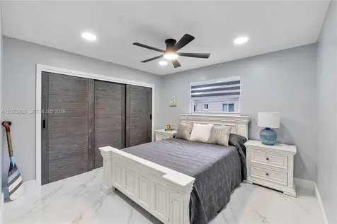 6241 SW 16th Street Plantation FL 33317