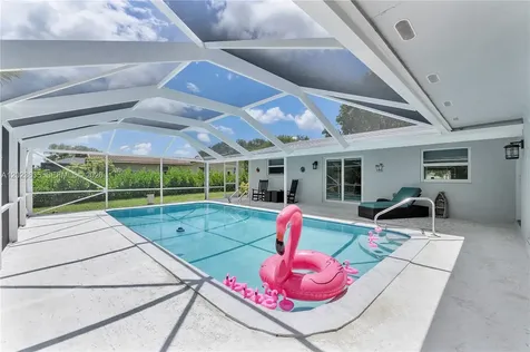 6241 SW 16th Street Plantation FL 33317