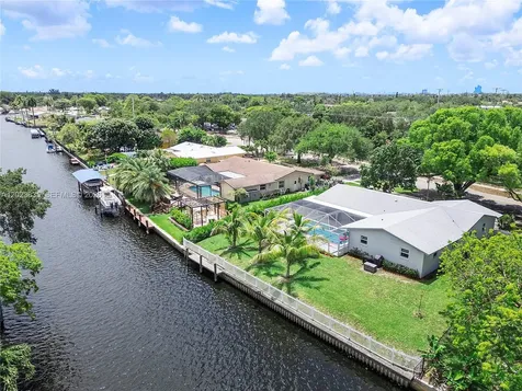 6241 SW 16th Street Plantation FL 33317