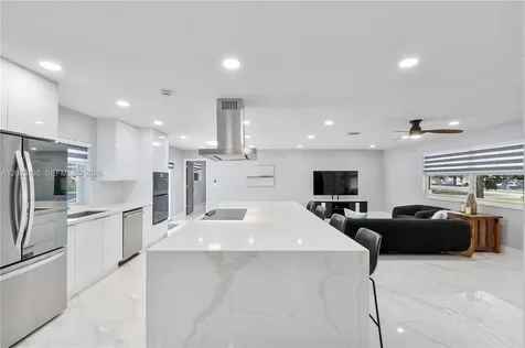 6241 SW 16th Street Plantation FL 33317