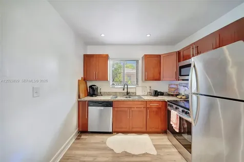1790 NE 160th Street North Miami Beach FL 33162