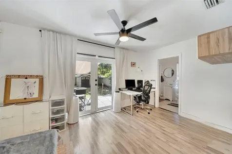1790 NE 160th Street North Miami Beach FL 33162