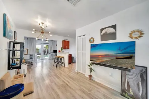 1790 NE 160th Street North Miami Beach FL 33162