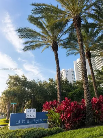 15051 Royal Oaks Lane North Miami FL 33181