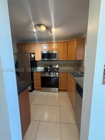 5080 SW 64th Avenue Davie FL 33314