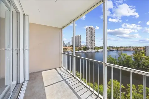 2980 Point East Drive Aventura FL 33160