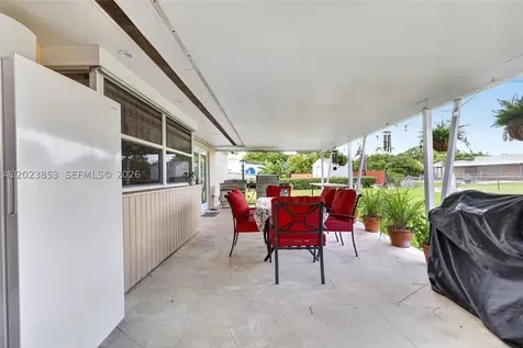 18543 SW 91st Avenue Cutler Bay FL 33157