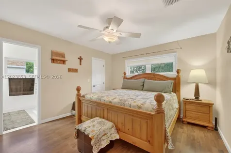 18543 SW 91st Avenue Cutler Bay FL 33157